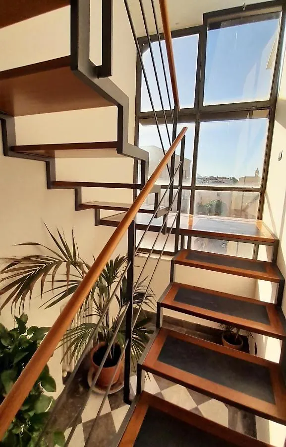Terrace With View Attic In Old Town Ballarhome パレルモ イタリア